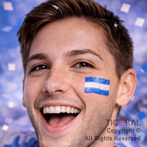 KIT MAQUILLAJE ARTISTICO PATRIO BANDERA CELESTE Y BLANCO ( 4 GR) + STENCIL